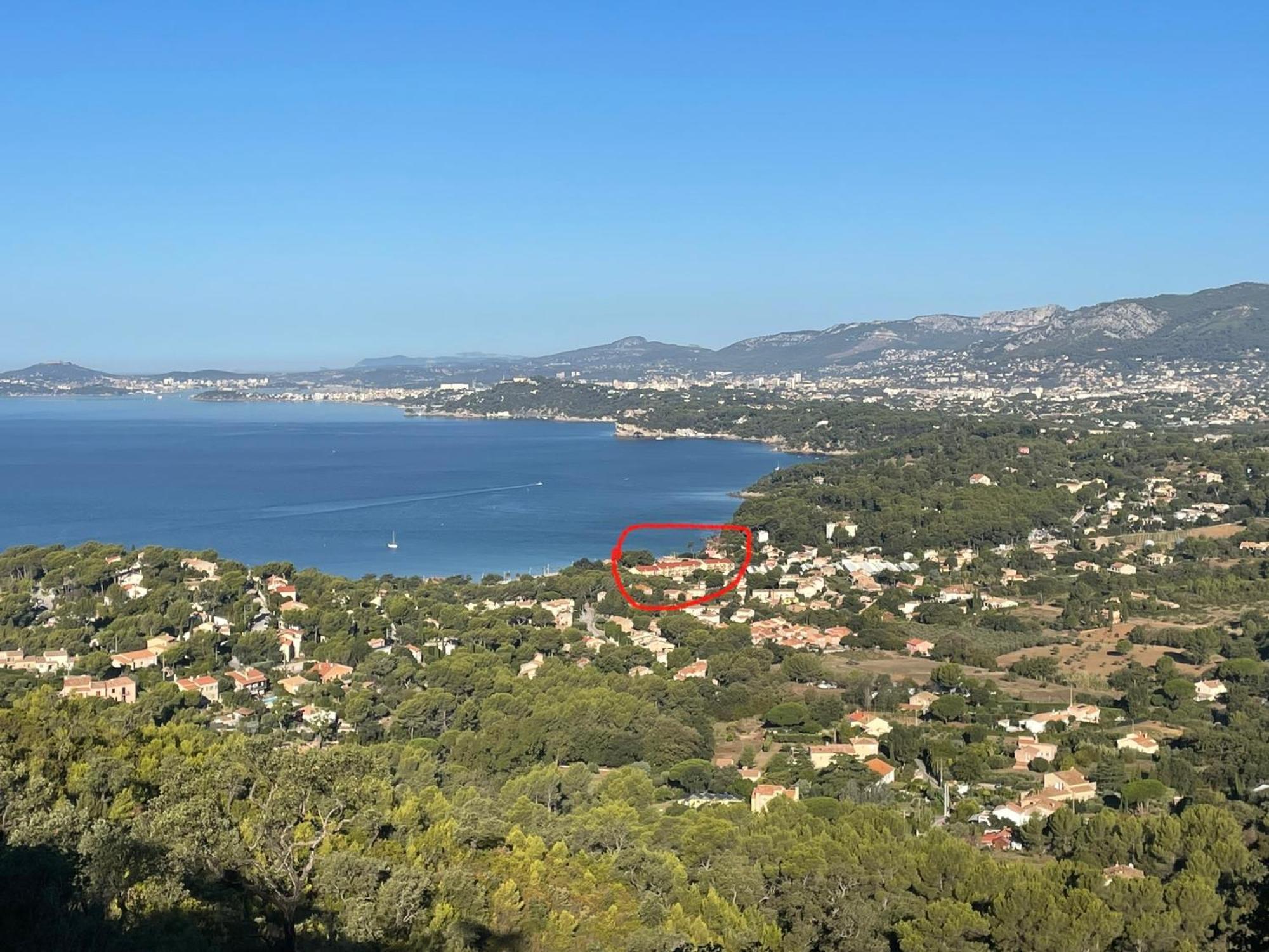 Appartement Cosy Vue Mer A 50 M De La Plage - Refait A Neuf Et Climatise Le Pradet Exterior foto